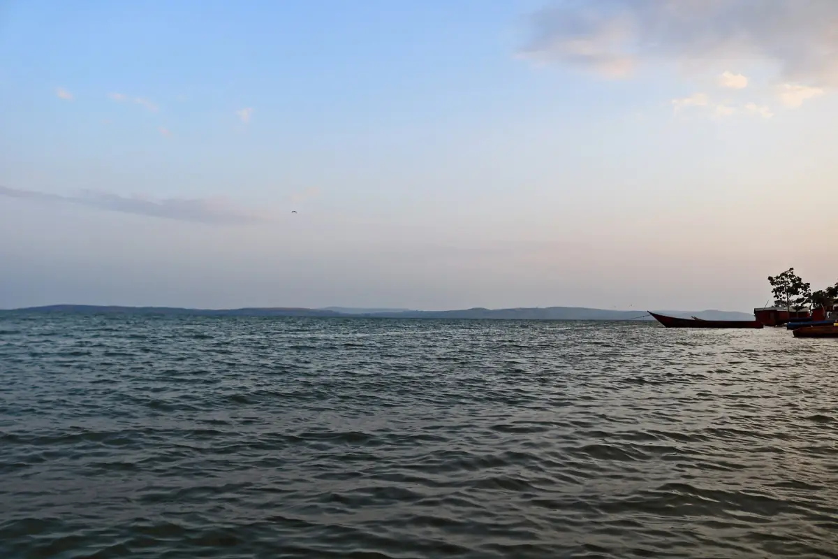 Abendlicht über dem Victoriasee bei Jinja